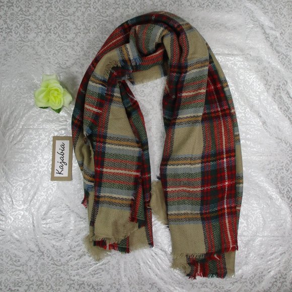 MODCLOTH Red Square Scarf - Picture 10 of 11
